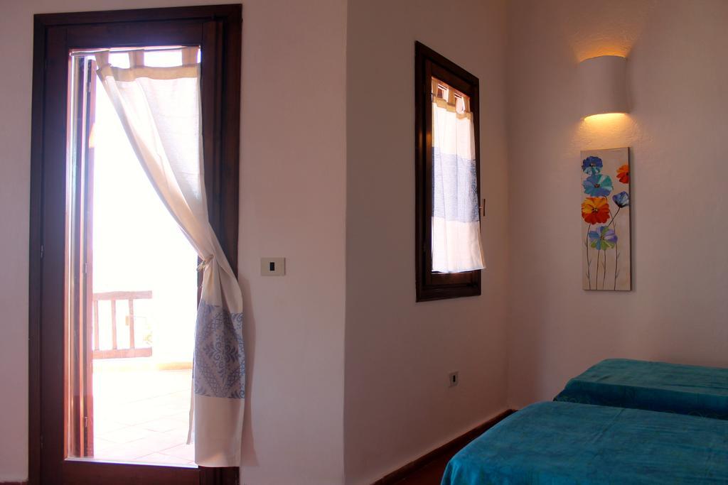 La Marmorata Vacation House Apartment Санта Тереза Галура Стая снимка