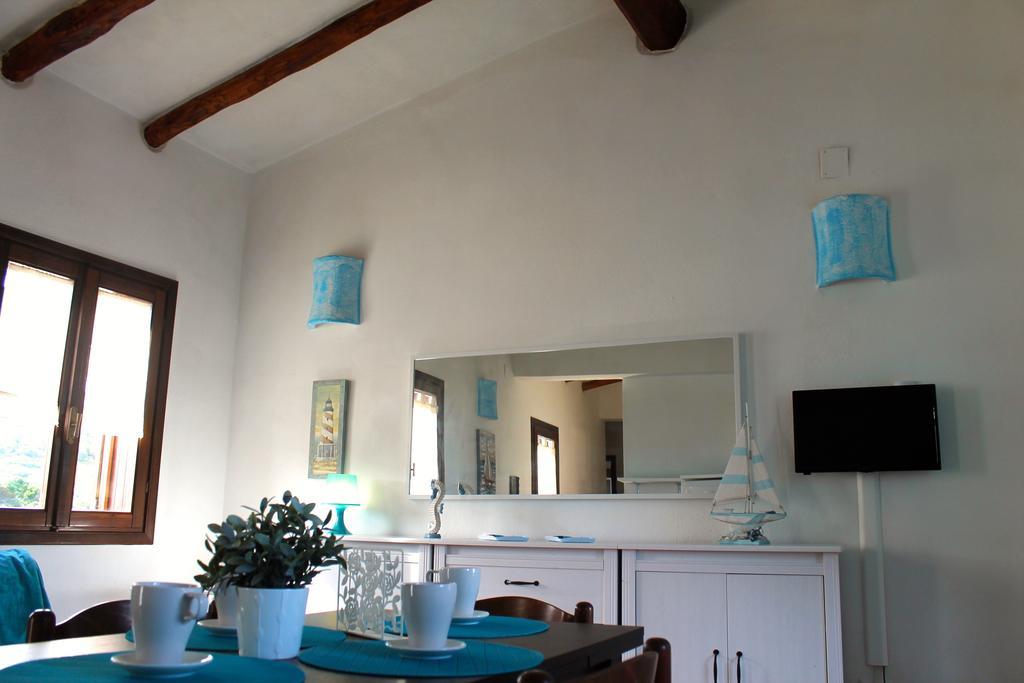 La Marmorata Vacation House Apartment Санта Тереза Галура Стая снимка